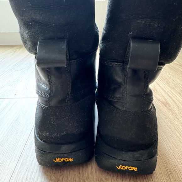 Men’s UGG Butte Waterproof Leather Boot - Picture 6 of 6